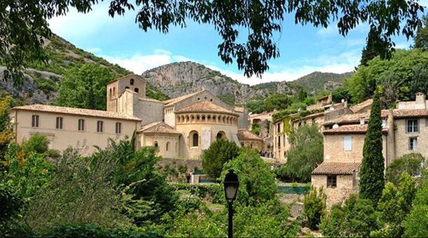 Villa Perols: Tranquil Rooms Near Expo, Beaches & Airport Exterior photo